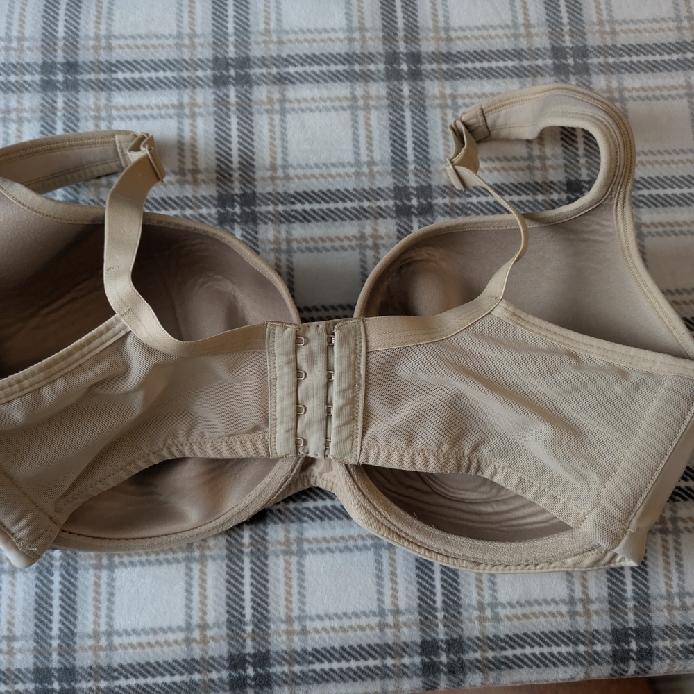 Cacique Tan Seamless T-Shirt Bra with Underwire Support - Picture 2 of 4